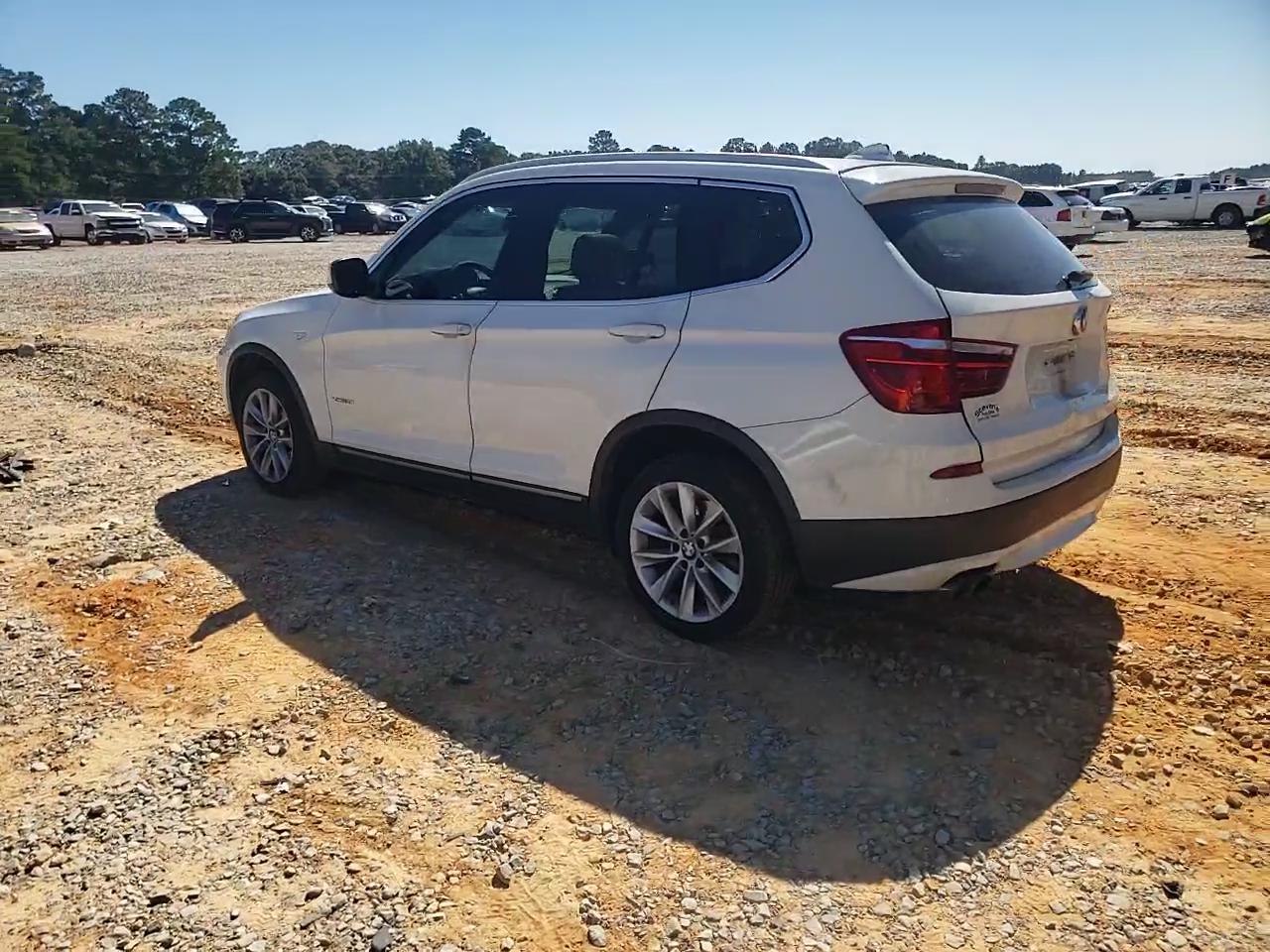 Фото: 5UXWX5C57CL724974