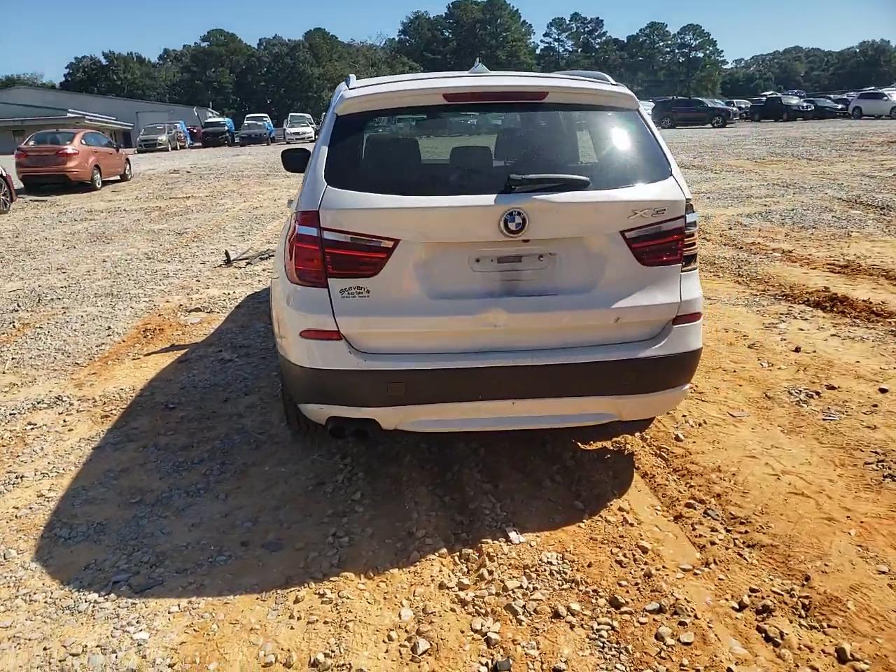 Фото: 5UXWX5C57CL724974