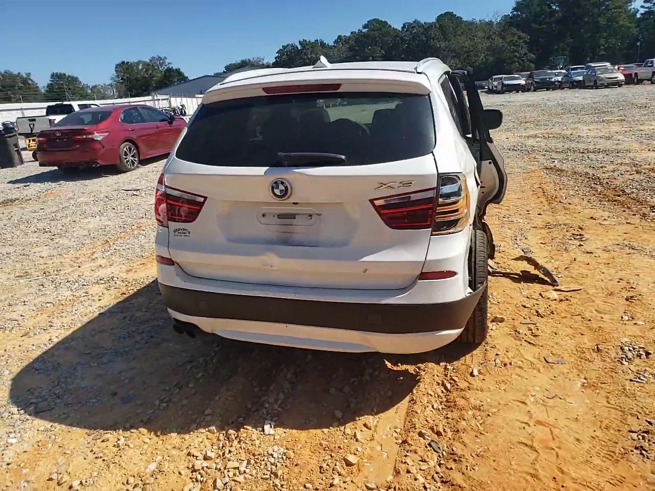 Фото: 5UXWX5C57CL724974