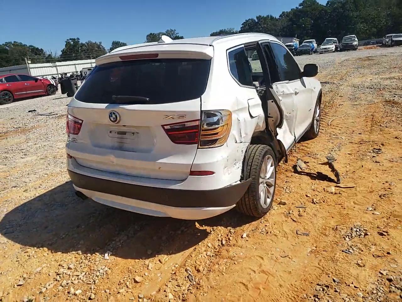 Фото: 5UXWX5C57CL724974