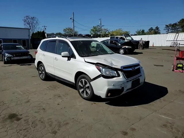 2017 Subaru Forester 2.5I Premium VIN: JF2SJAGC3HH496194 Lot: 84814915