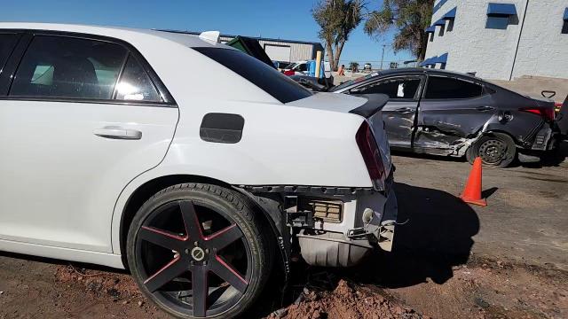 2019 Chrysler 300 Touring VIN: 2C3CCAAG7KH745997 Lot: 86094635