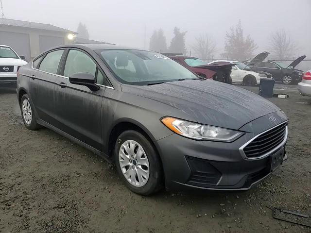 2020 Ford Fusion S VIN: 3FA6P0G71LR140853 Lot: 82438675