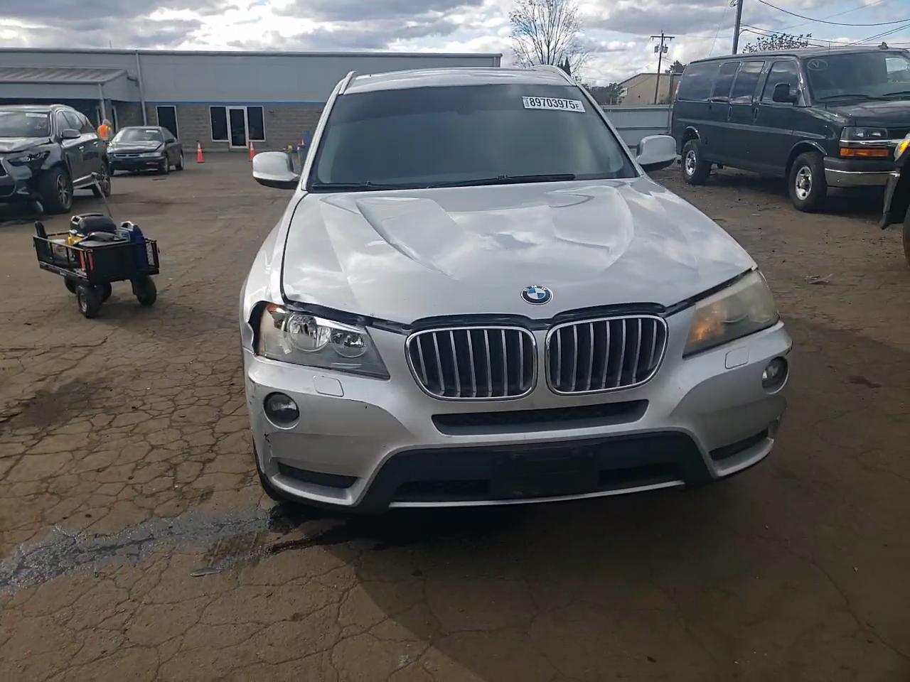 Фото: 5UXWX5C59BL708631