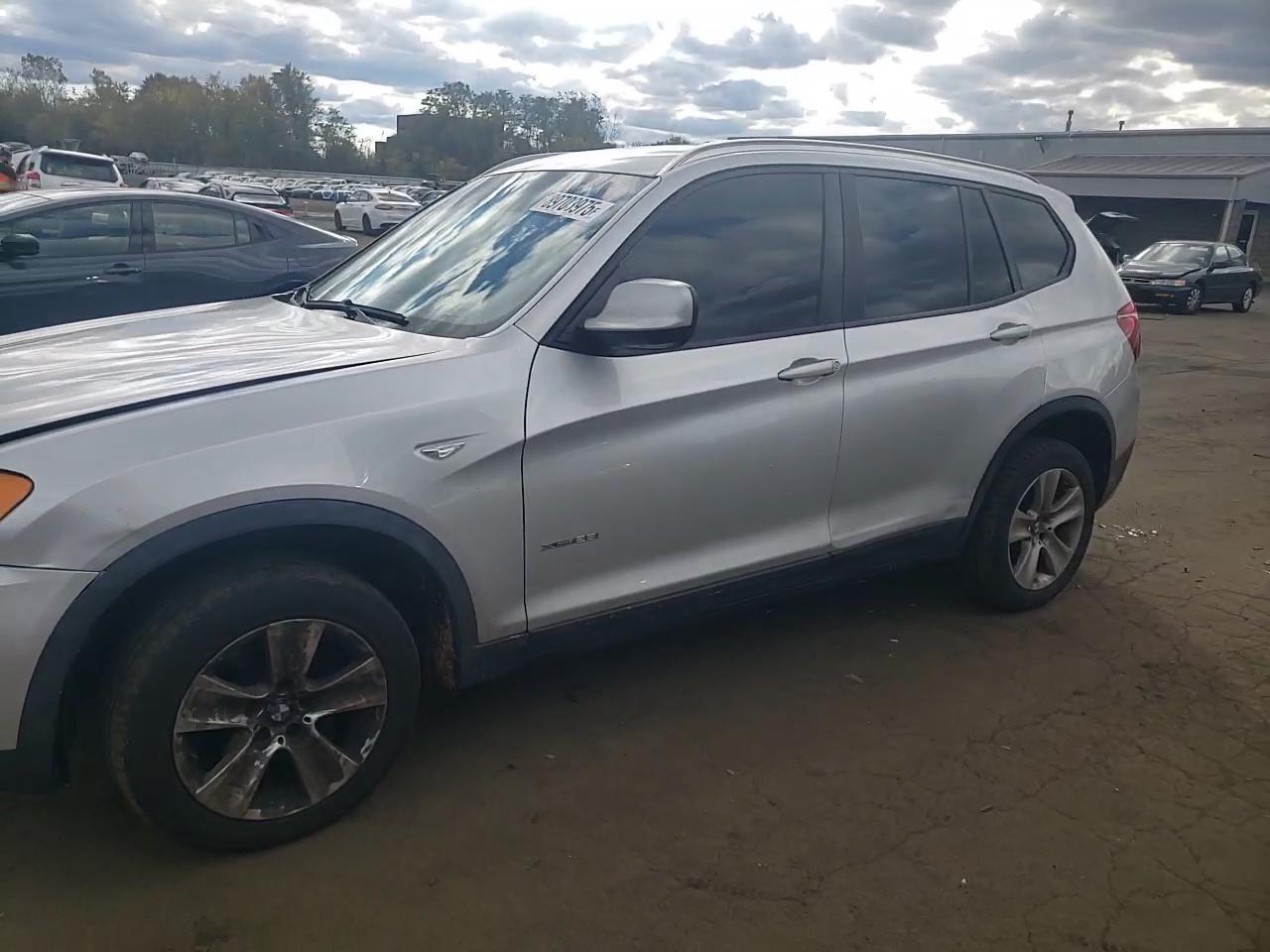 Фото: 5UXWX5C59BL708631