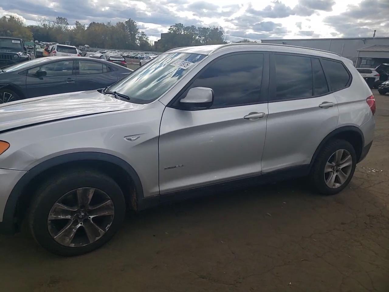 Фото: 5UXWX5C59BL708631