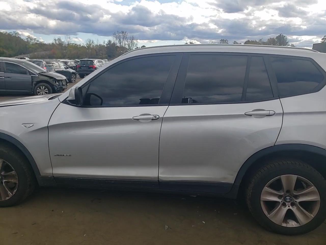 Фото: 5UXWX5C59BL708631