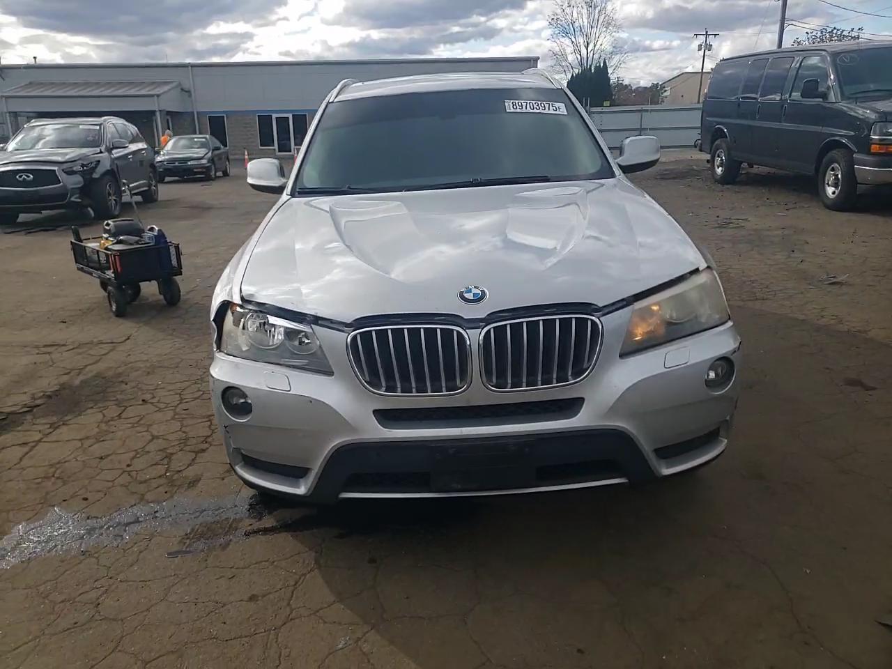 Фото: 5UXWX5C59BL708631