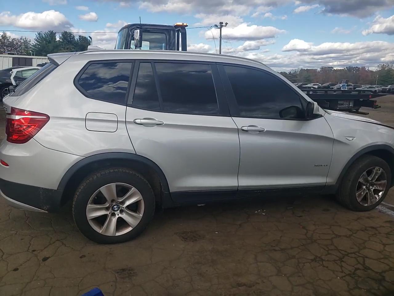 Фото: 5UXWX5C59BL708631