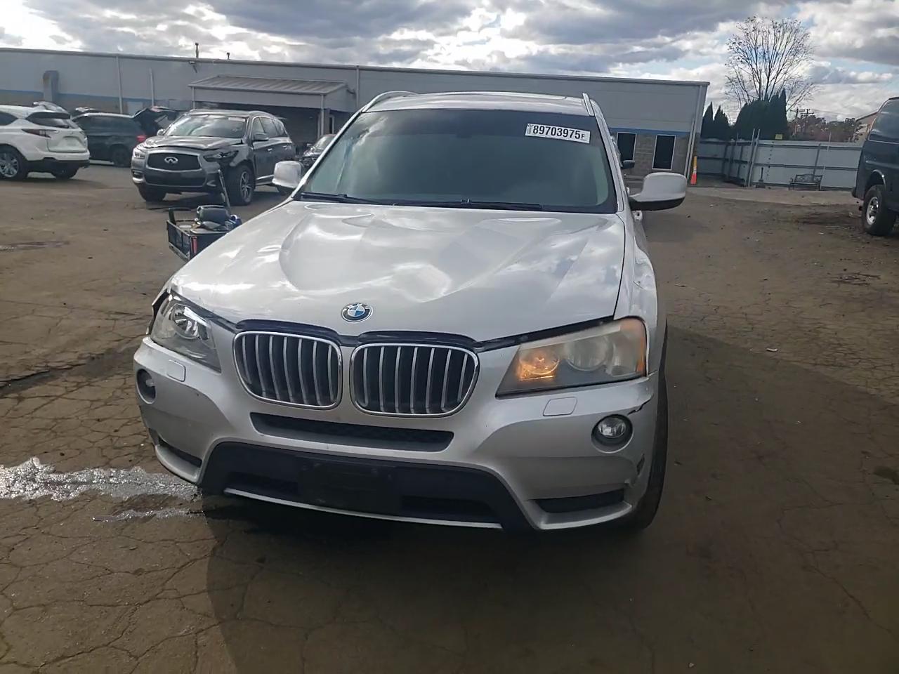 Фото: 5UXWX5C59BL708631