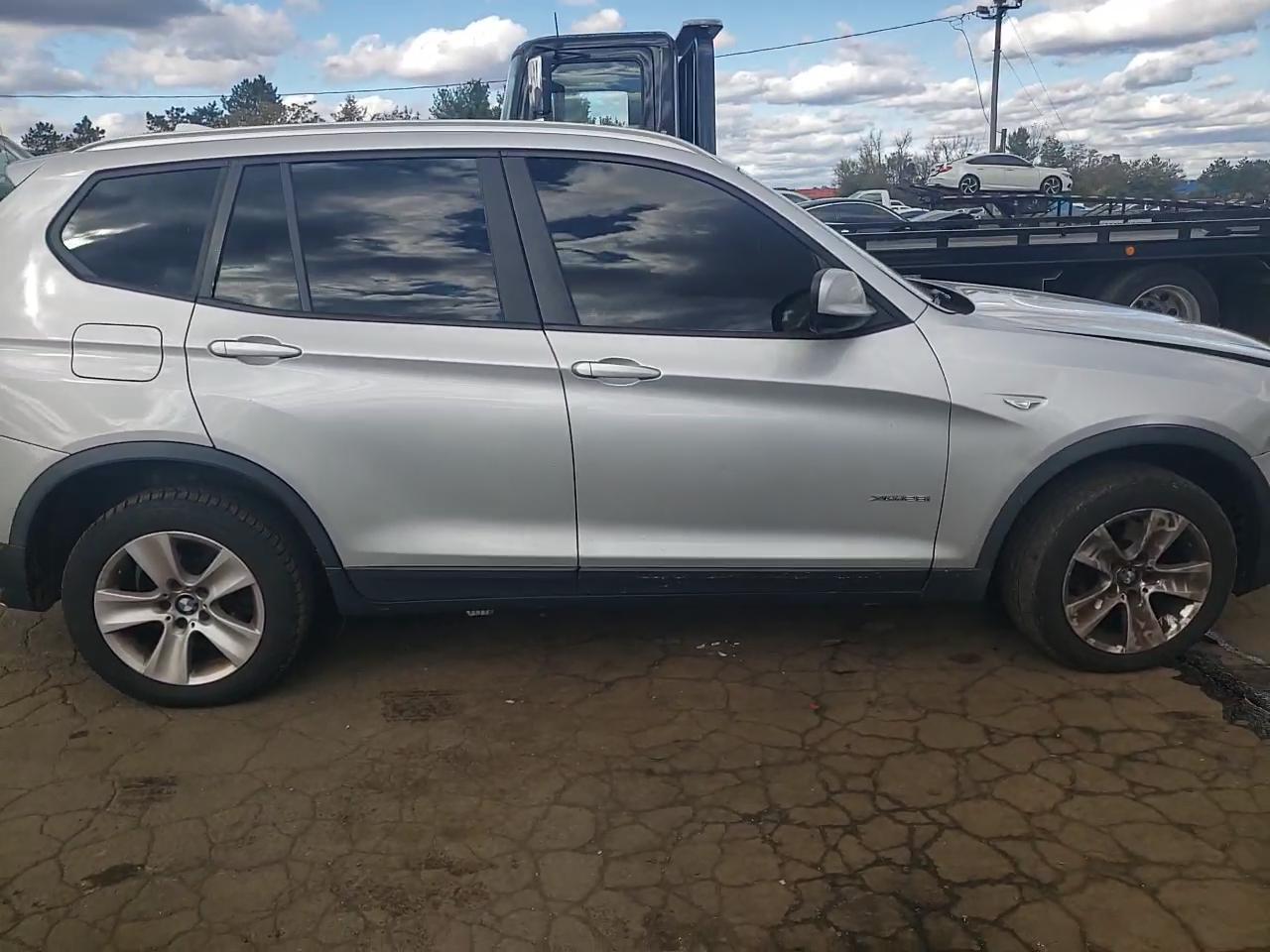 Фото: 5UXWX5C59BL708631