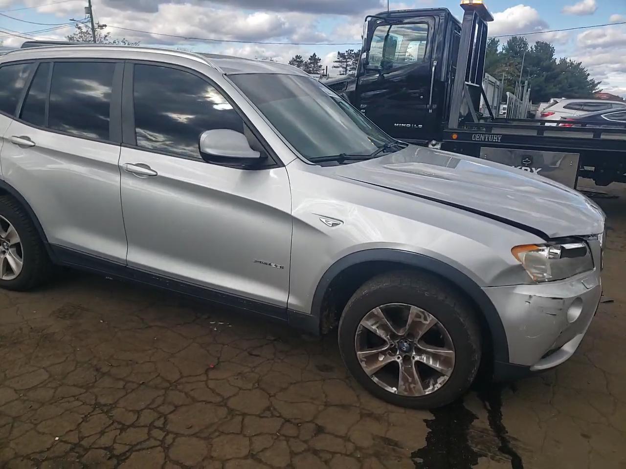 Фото: 5UXWX5C59BL708631