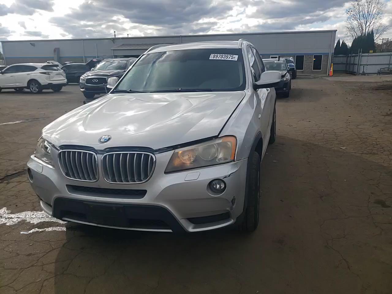 Фото: 5UXWX5C59BL708631