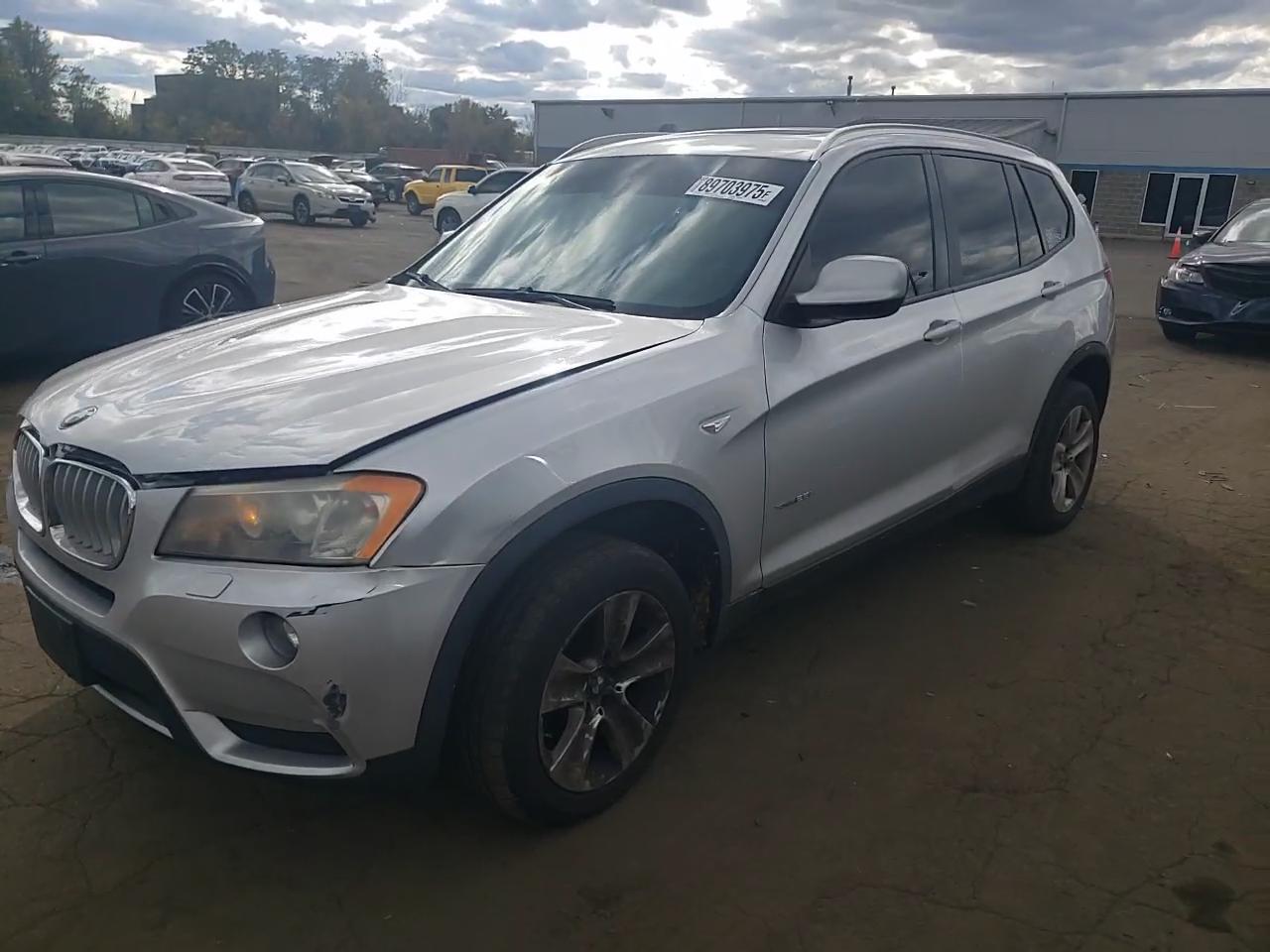 Фото: 5UXWX5C59BL708631