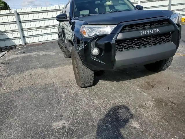 2018 Toyota 4Runner Sr5 VIN: JTEZU5JRXJ5178214 Lot: 82242625