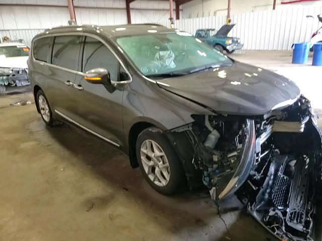 2020 Chrysler Pacifica Limited VIN: 2C4RC1GG1LR147106 Lot: 90688365