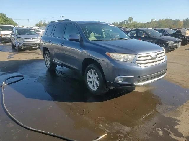 2013 Toyota Highlander Base VIN: 5TDBK3EH4DS248564 Lot: 85304715