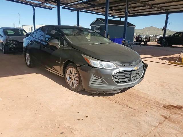 2019 Chevrolet Cruze Ls VIN: 1G1BC5SM8K7152446 Lot: 89526365
