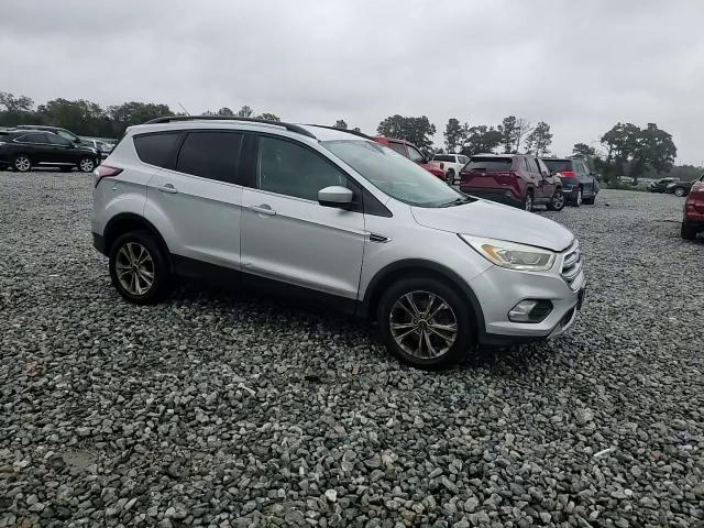 2017 Ford Escape Se VIN: 1FMCU9GD1HUC03817 Lot: 90304065