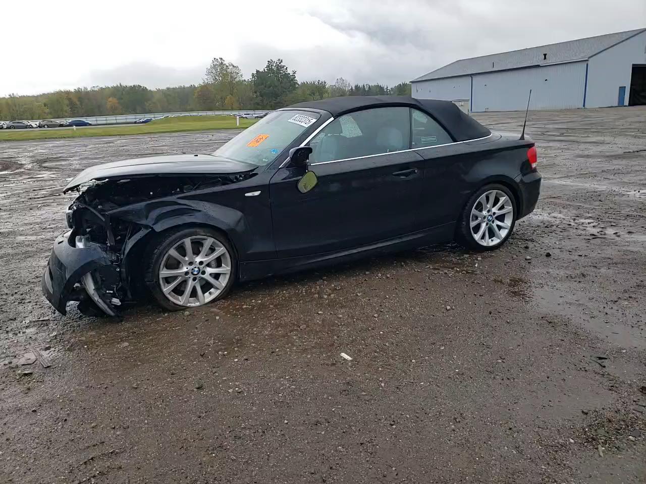 Фото: WBAUN7C58CVM26428