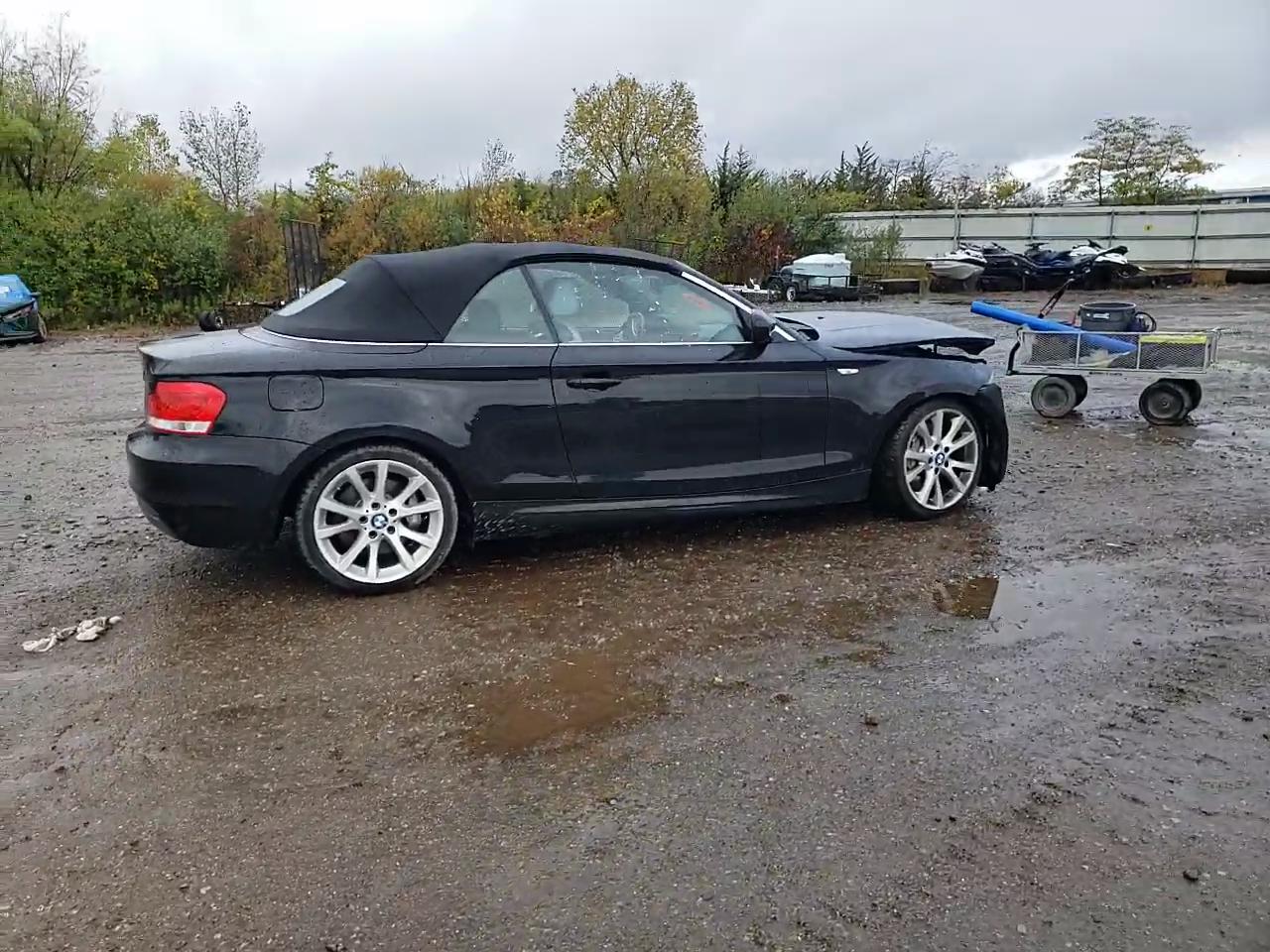 Фото: WBAUN7C58CVM26428