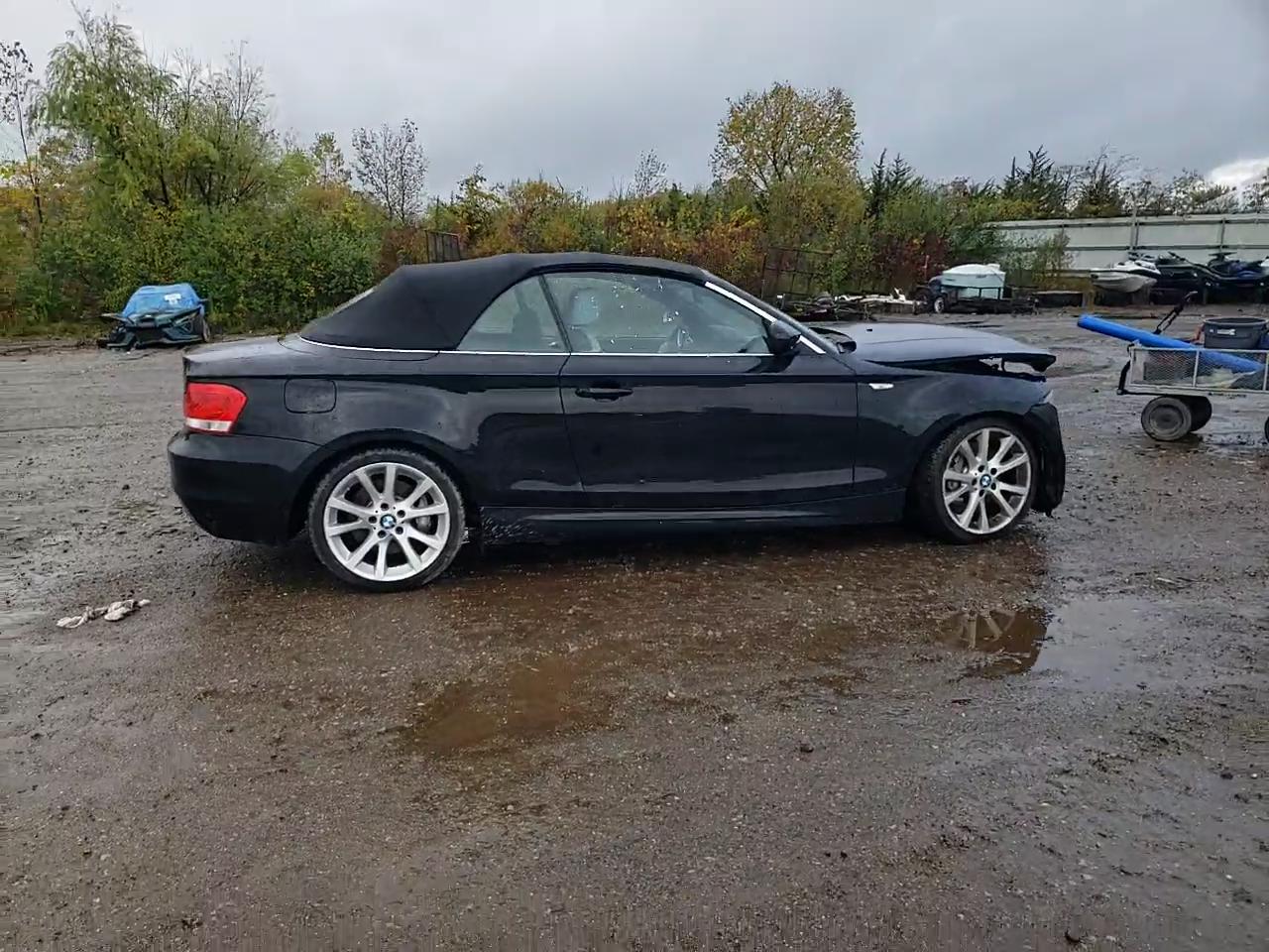 Фото: WBAUN7C58CVM26428