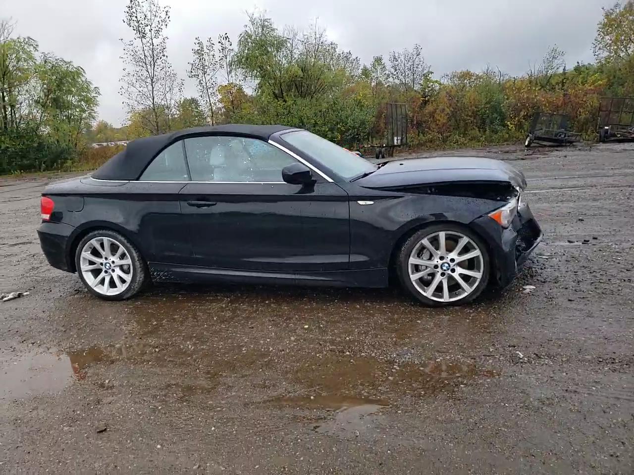 Фото: WBAUN7C58CVM26428