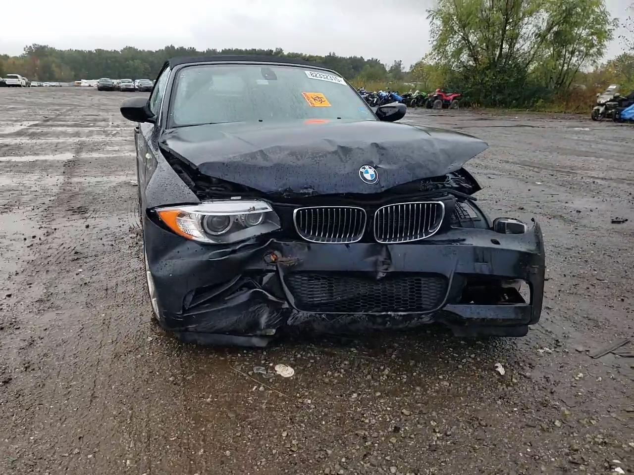 Фото: WBAUN7C58CVM26428