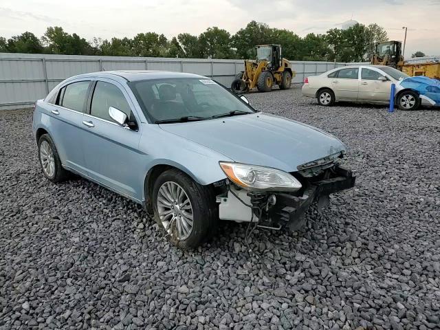 2012 Chrysler 200 Limited VIN: 1C3CCBCGXCN153098 Lot: 82553055