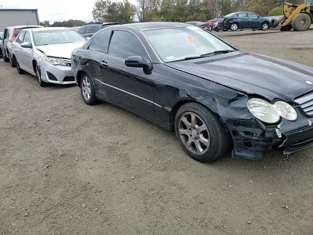 2004 Mercedes-Benz Clk 320C VIN: WDBTJ65J34F103722 Lot: 90714325