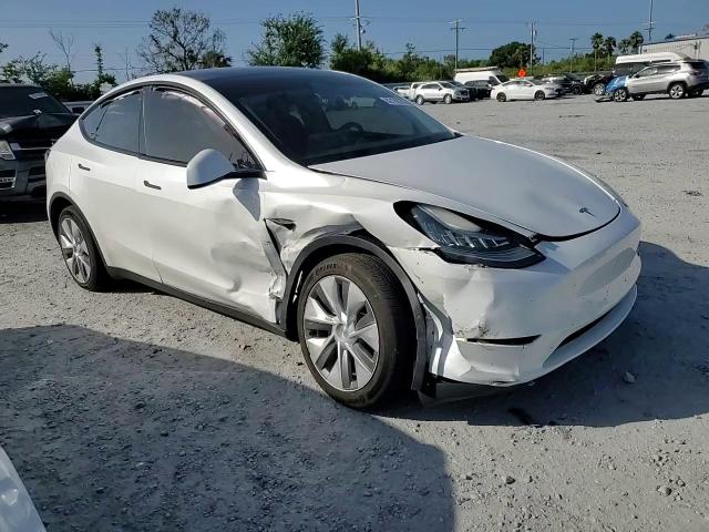 2023 Tesla Model Y VIN: 7SAYGDEEXPA083734 Lot: 82192275