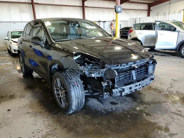 2018 Porsche Cayenne VIN: WP1AA2A2XJKA00833 Lot: 87026325