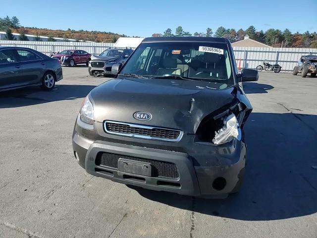 2011 Kia Soul + VIN: KNDJT2A20B7220546 Lot: 90306965