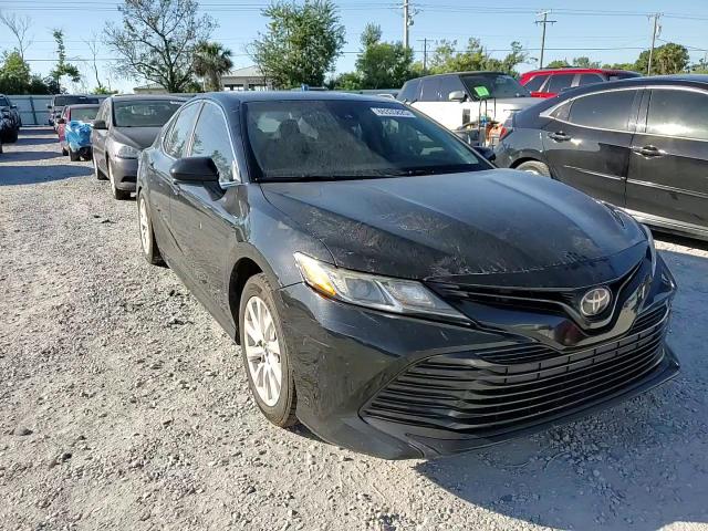 2018 Toyota Camry L VIN: 4T1B11HK2JU519784 Lot: 86335825