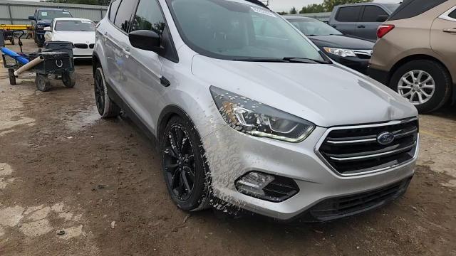 2017 Ford Escape Se VIN: 1FMCU0GD0HUC49991 Lot: 82292855