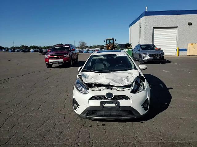 2018 Toyota Prius C VIN: JTDKDTB38J1600590 Lot: 86127145