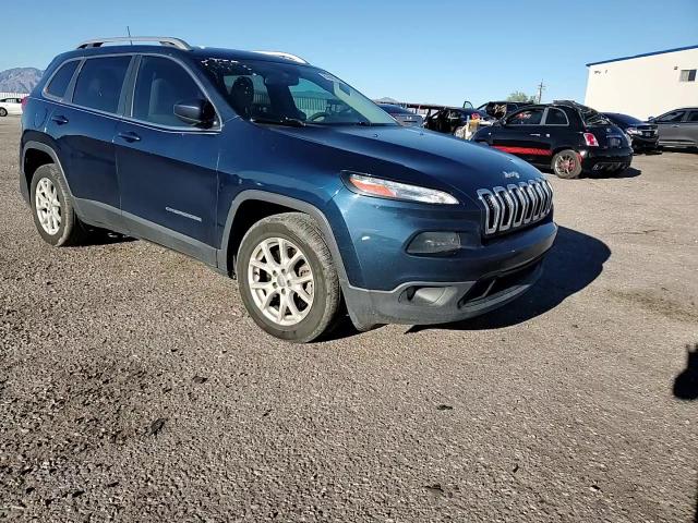 2018 Jeep Cherokee Latitude VIN: 1C4PJLCBXJD606023 Lot: 86688245