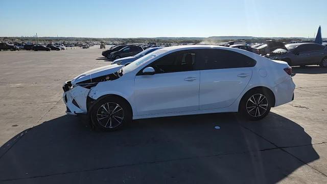 2023 Kia Forte Lx VIN: 3KPF24AD8PE637782 Lot: 86227445