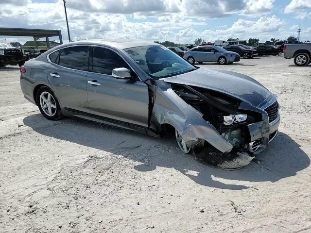 2017 Infiniti Q70 3.7 VIN: JN1BY1APXHM740990 Lot: 84582705