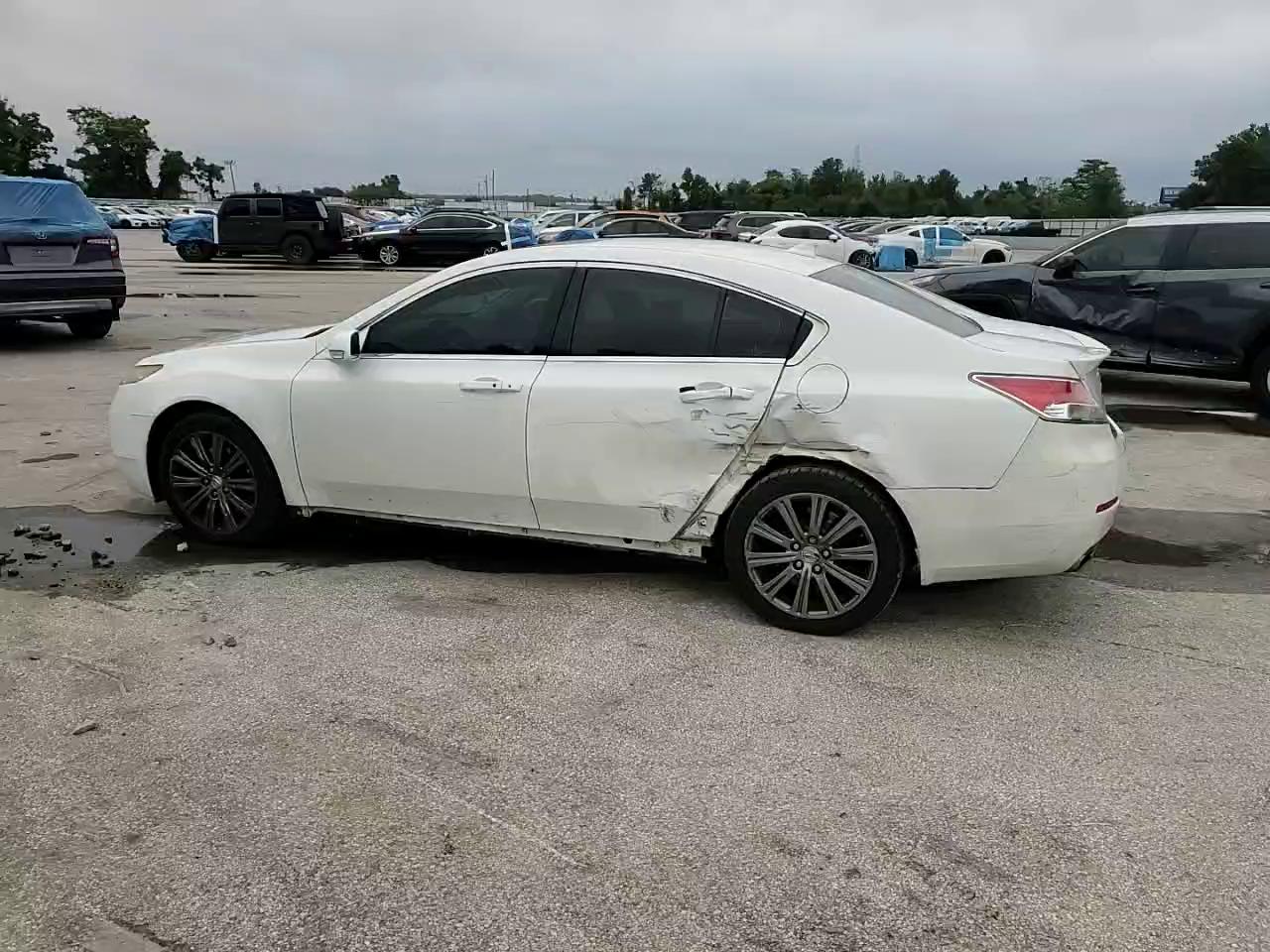 Фото: 19UUA8F36EA003924