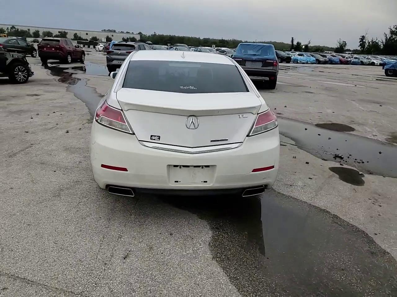 Фото: 19UUA8F36EA003924