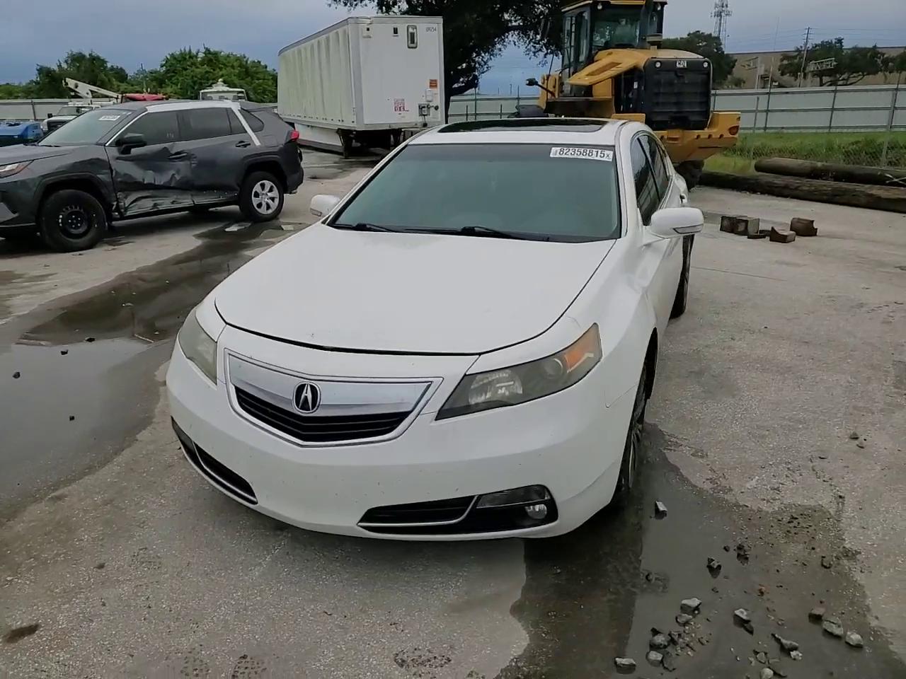 Фото: 19UUA8F36EA003924