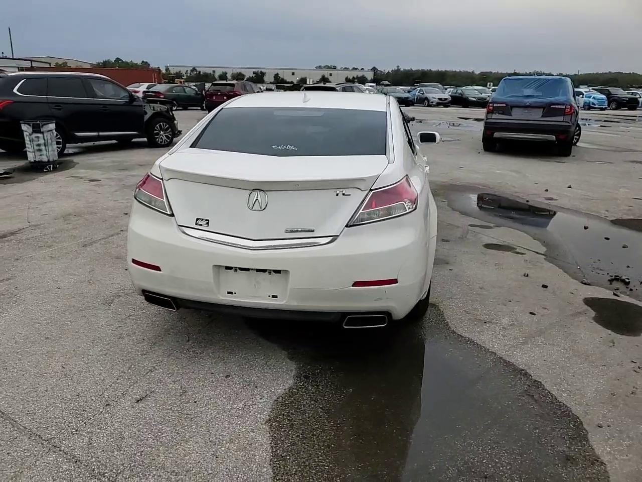 Фото: 19UUA8F36EA003924