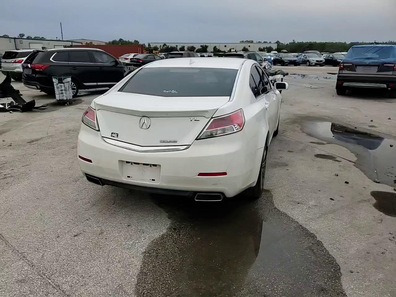 Фото: 19UUA8F36EA003924