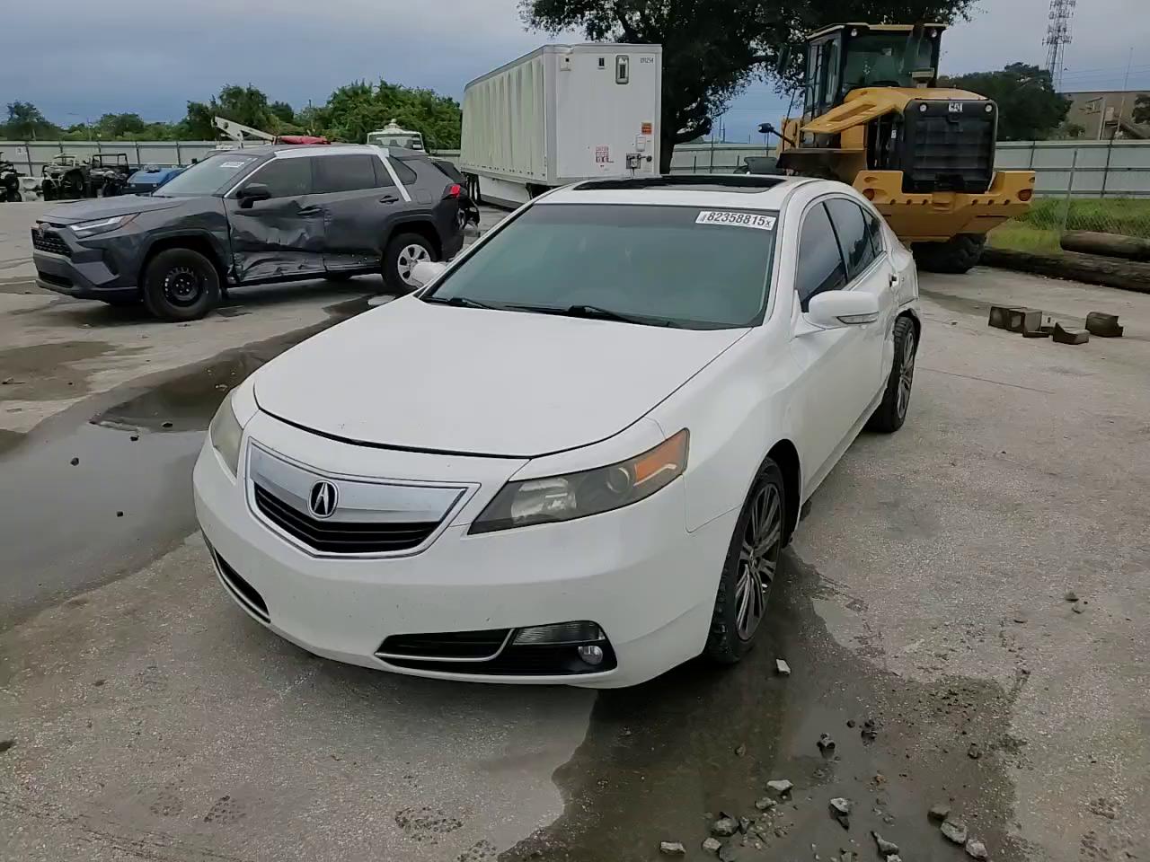 Фото: 19UUA8F36EA003924