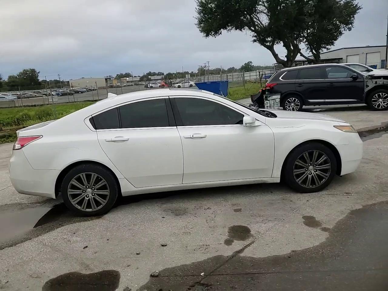 Фото: 19UUA8F36EA003924