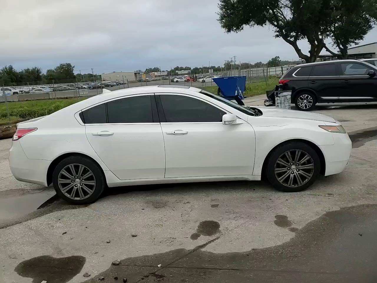 Фото: 19UUA8F36EA003924