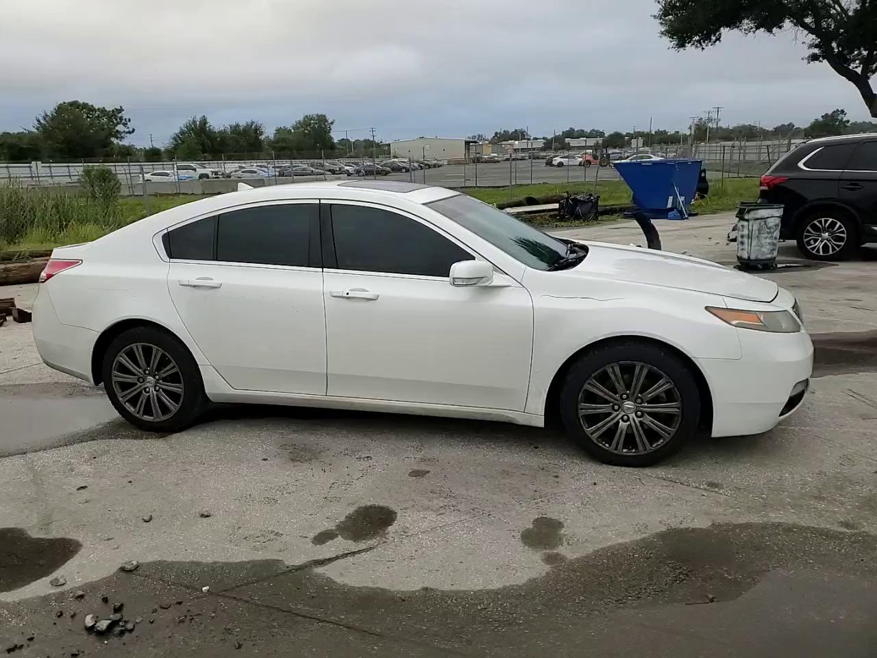 Фото: 19UUA8F36EA003924