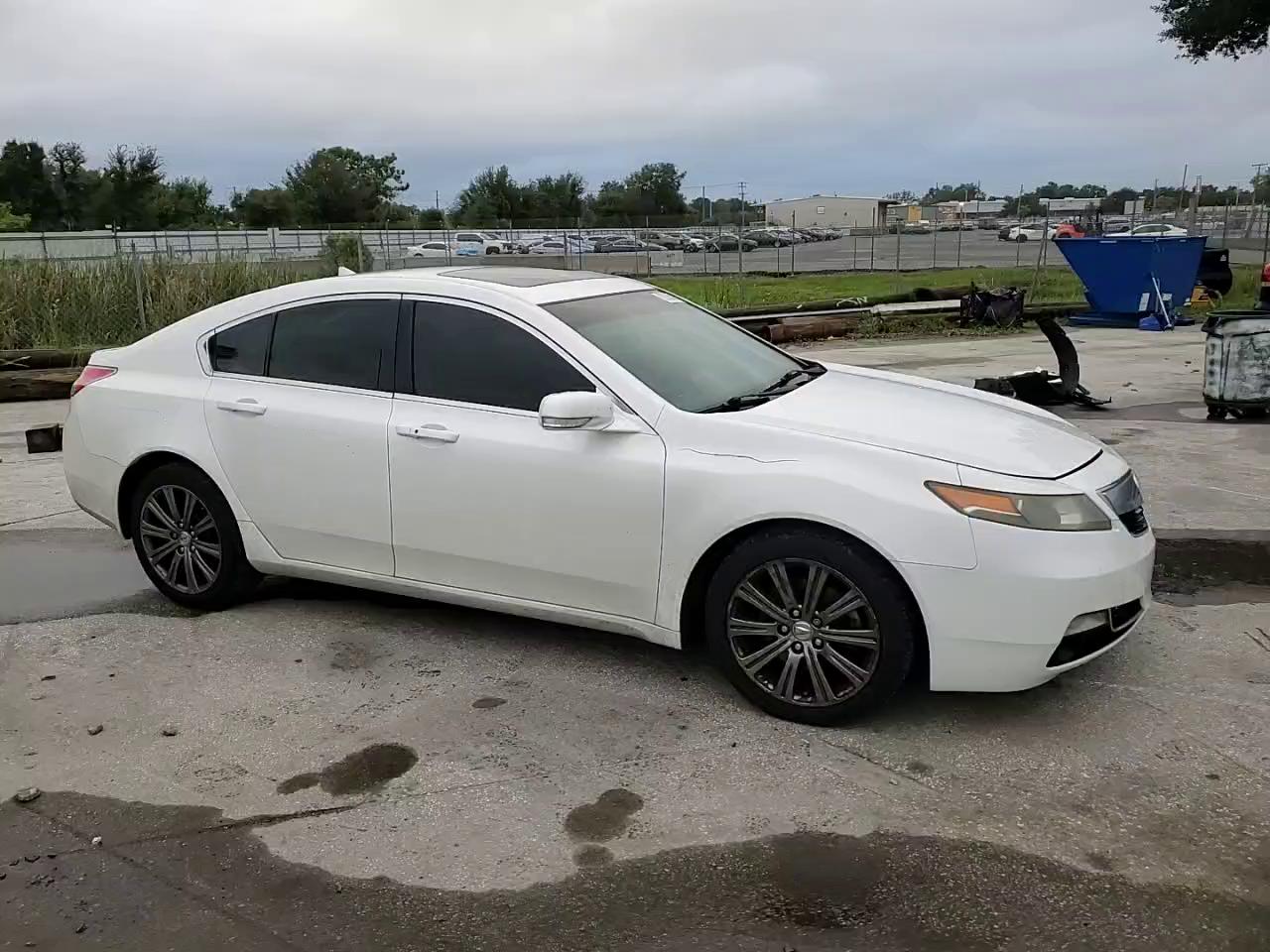 Фото: 19UUA8F36EA003924