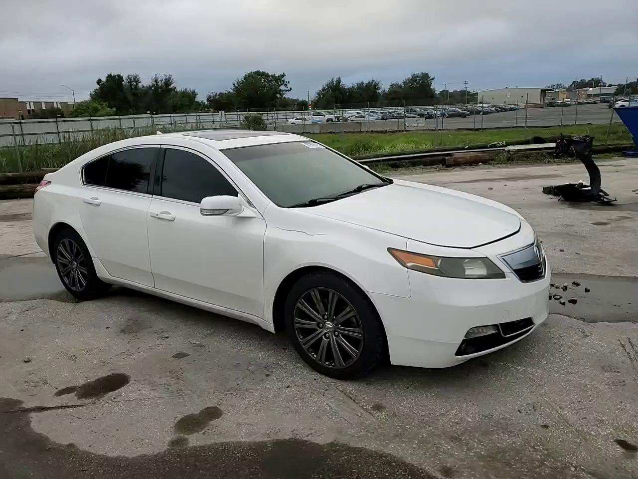 Фото: 19UUA8F36EA003924